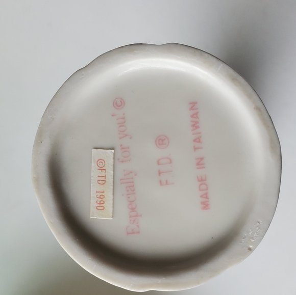 SWAN AND VASE Iridescent Painted Ceramic Vase  and Swan from 1990. - Picture 3 of 6